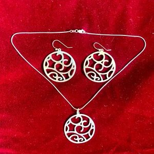 NWOT Sterling Silver 925 Contemporary Earring and Pendant Set from Taxco Mexico